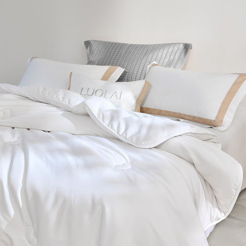 Little Golden Bean A-Grade Soy Fiber Antibacterial Quilt
