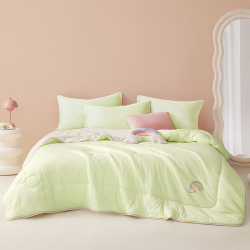 Cloud Soft A-Grade Candy Fluffy Quilt