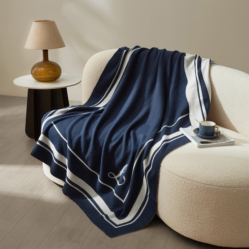 100% LuxeWool Throw