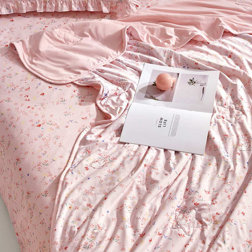 NakedFeel™ Knitted IceSkin Quilt  (Garden Bunny Edition)