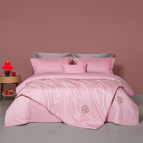 DreamWeave Mulberry Silk Quilt
