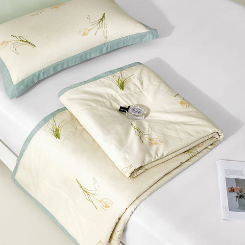 BloomScape™ 可水洗丝绸夏被