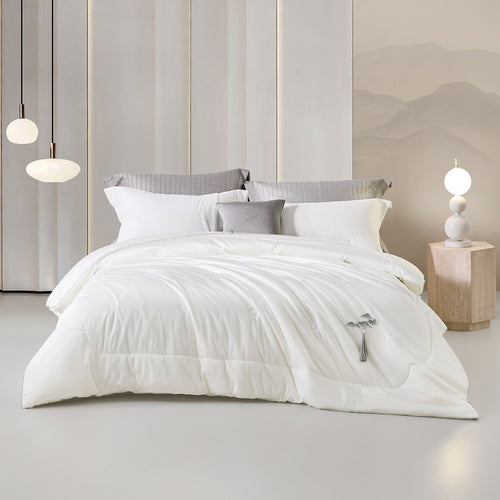 Serene Mist Oeko-Tex® Certified Cotton & Mulberry Silk Comforter