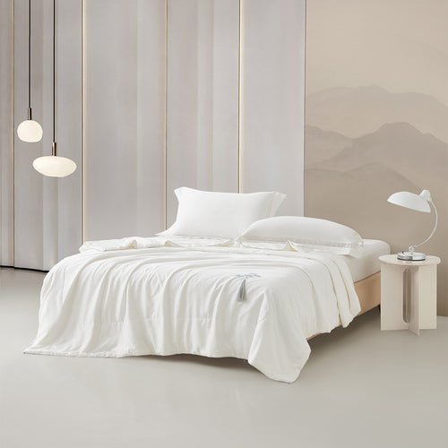Serene Mist Oeko-Tex® Certified Cotton & Mulberry Silk Comforter