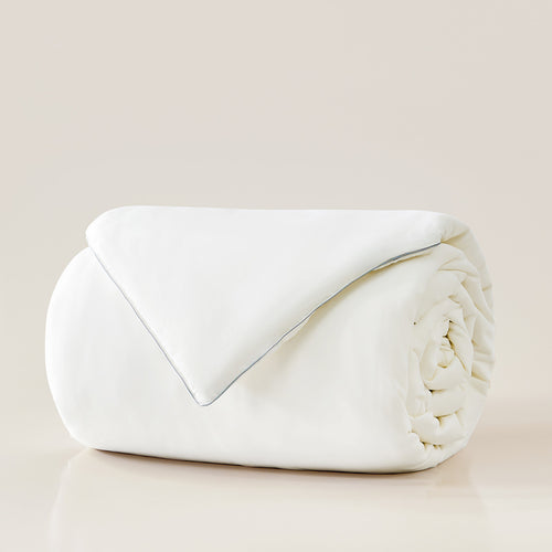 Serene Mist Oeko-Tex® Certified Cotton & Mulberry Silk Comforter