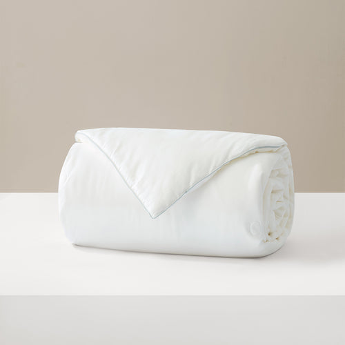 Serene Mist Oeko-Tex® Certified Cotton & Mulberry Silk Comforter