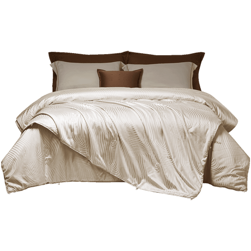 RegalSilk Jacquard Antibacterial Mulberry Silk Quilt Royal Bedroom