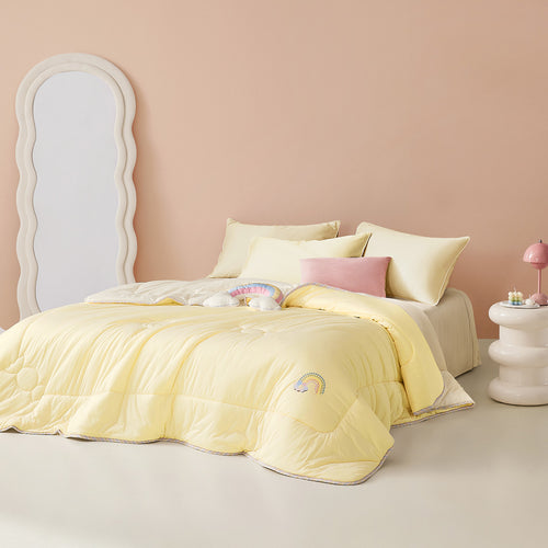 Cloud Soft A-Grade Candy Fluffy Quilt