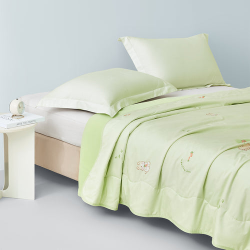 Ice-Silk™ Antimicrobial Summer Quilt- Avocuddle™