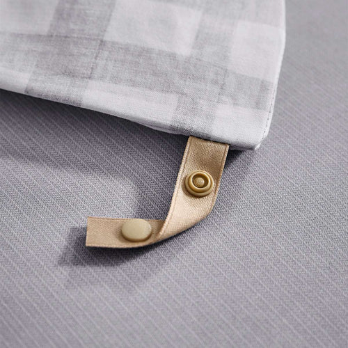 Small Grid Bedding Sets